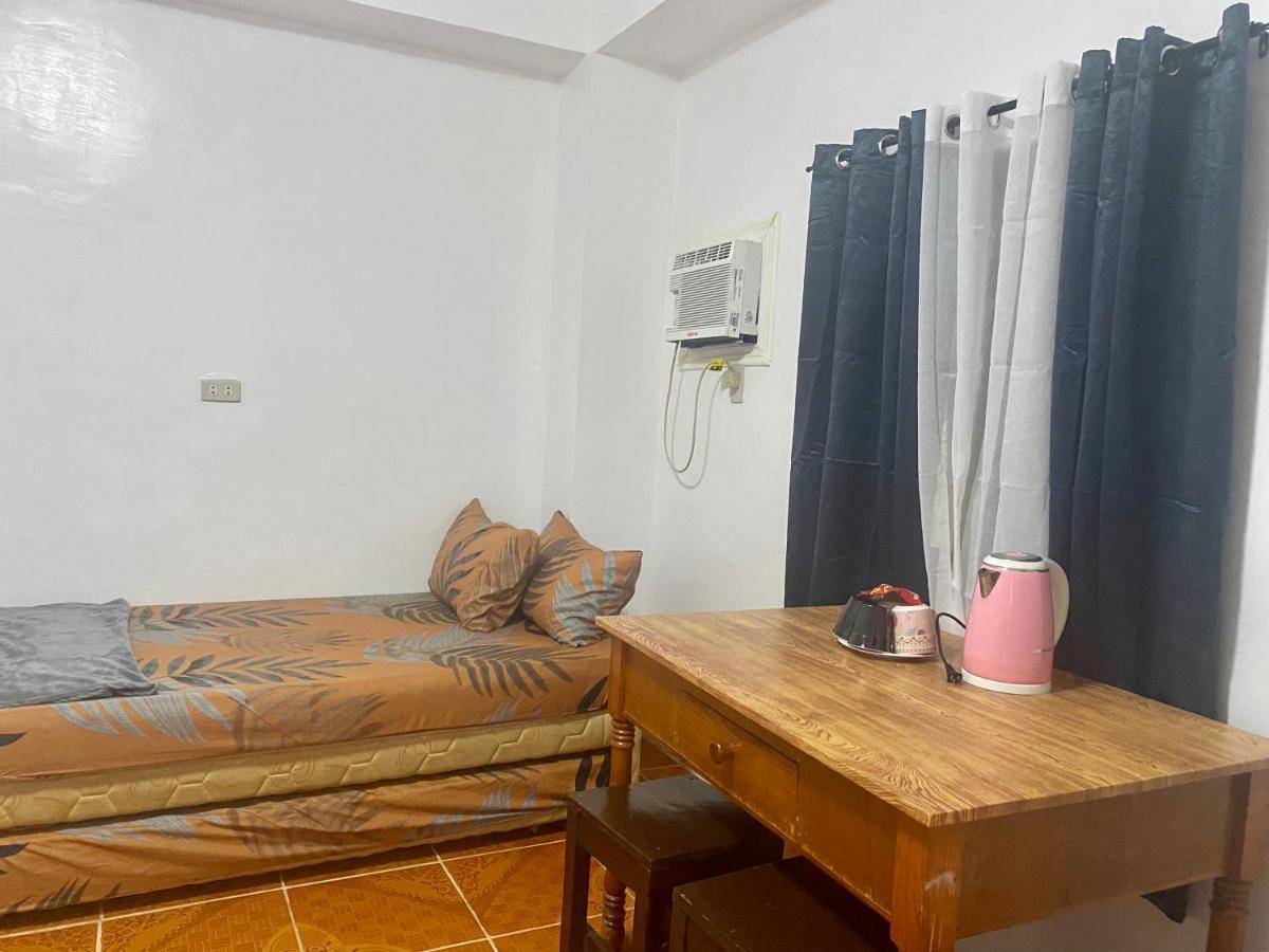 Alona'S Traditional Filipino Home Near 100 Islands Wharf 阿拉米诺斯 外观 照片