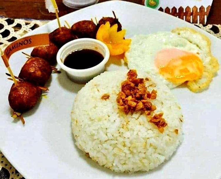 Alona'S Traditional Filipino Home Near 100 Islands Wharf 阿拉米诺斯 外观 照片